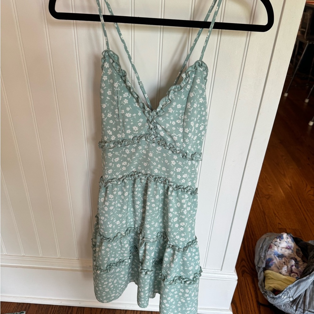Love Tree dress, size small. Never worn